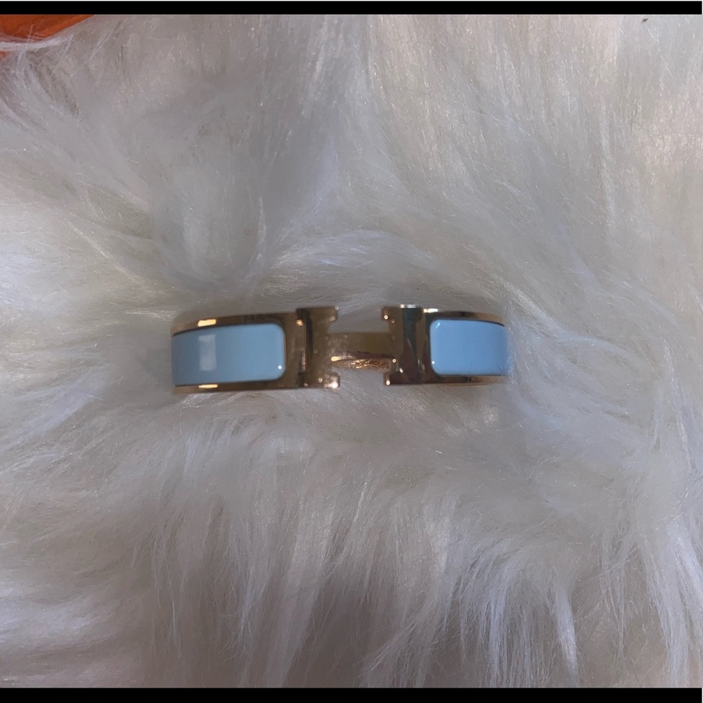 Hermes Clic H Bracelet - Picture 16 of 17